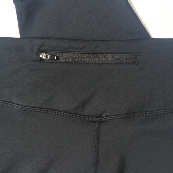 Fabletics Womens Capri Pants Extra Large Black Stretch Legging Athleisure Crop - Picture 10 of 11